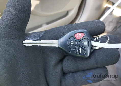 2011 Toyota Camry Le z USA, uszkodzony, nr VIN 4T1BF3EK3BU123303